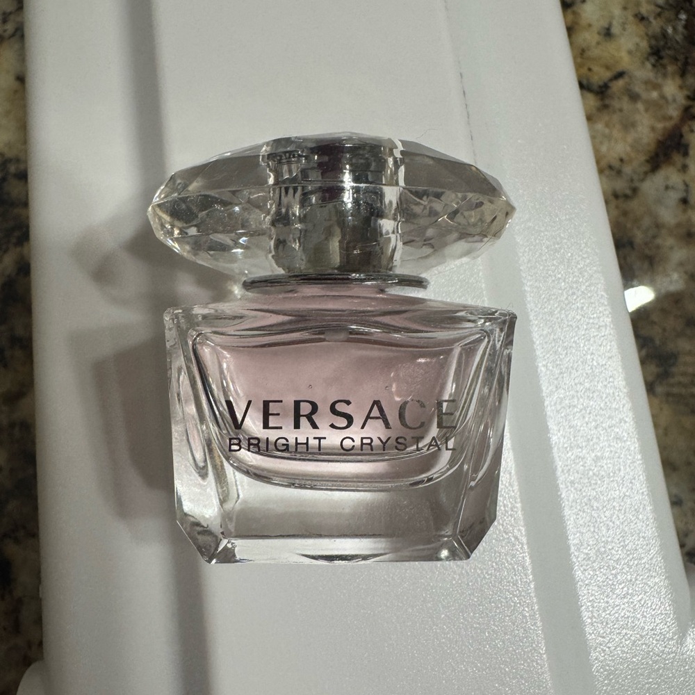 Versace Bright Crystal with Soft Pink Tint